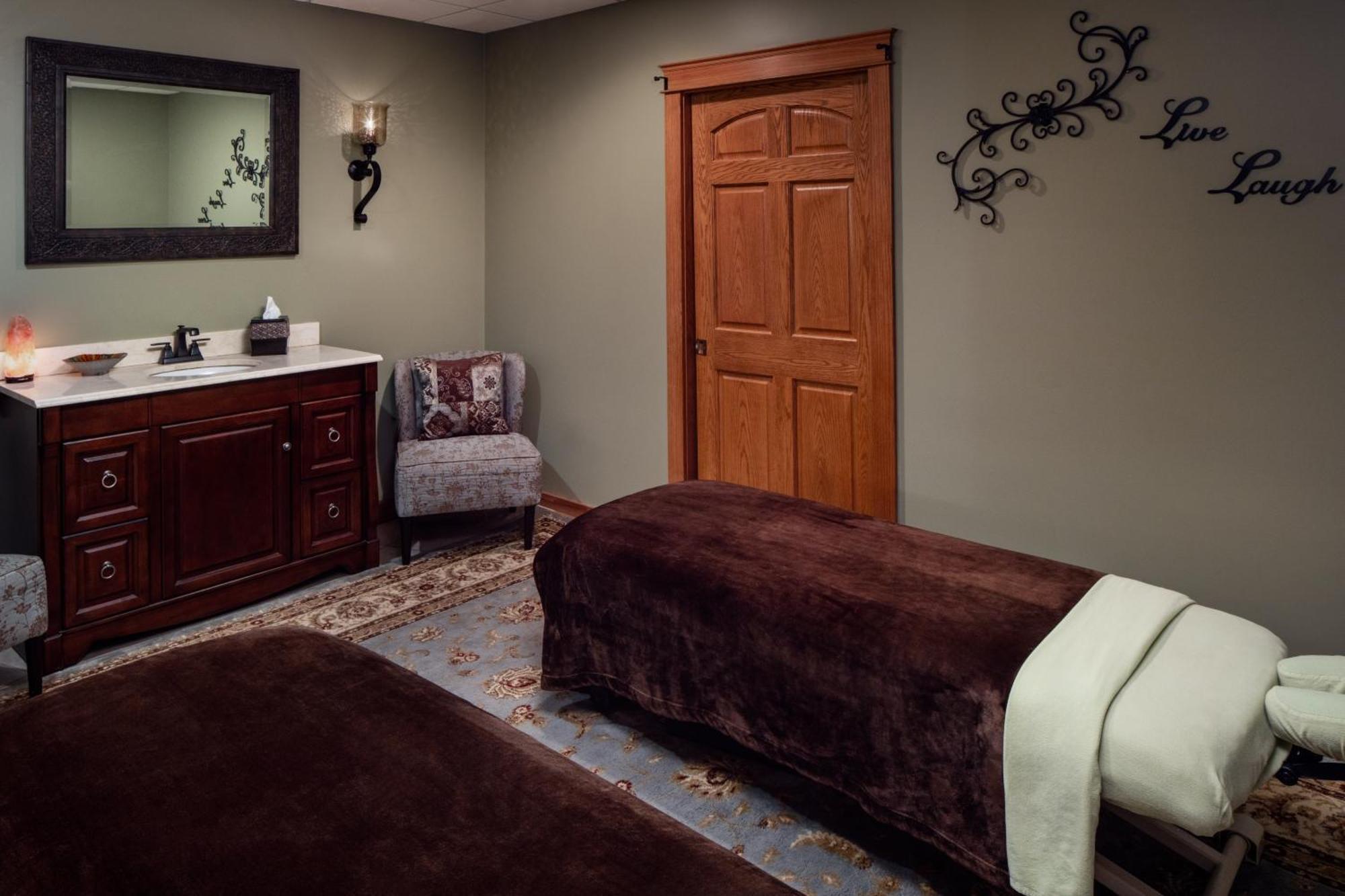Irish Cottage Inn & Suites Галена Екстериор снимка